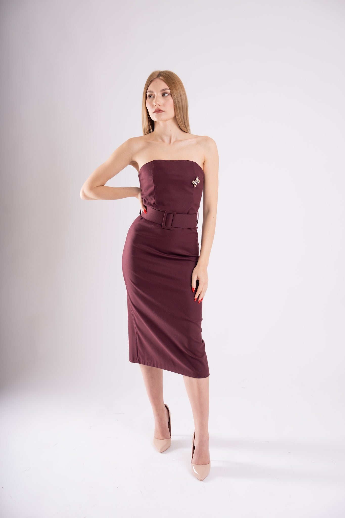 ABITO SCOLLO FRANCESE