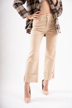 PANTALONE CON RISVOLTO SABBIATO